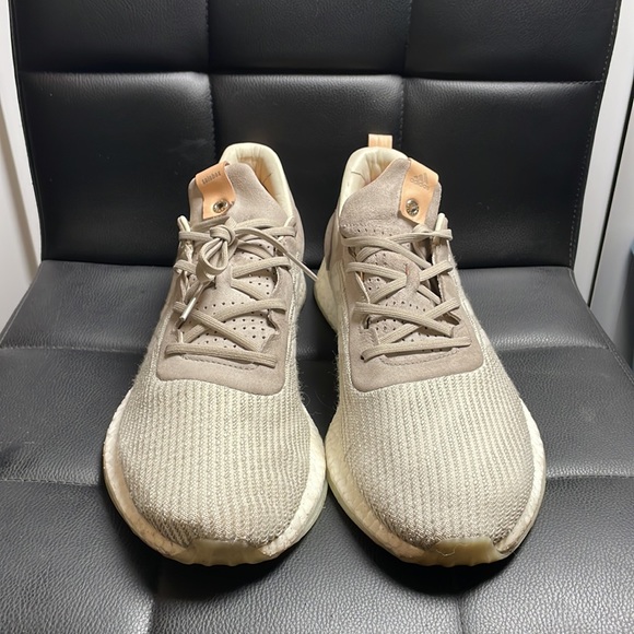 Adidas boost solebox size 11.5 - Picture 2 of 4